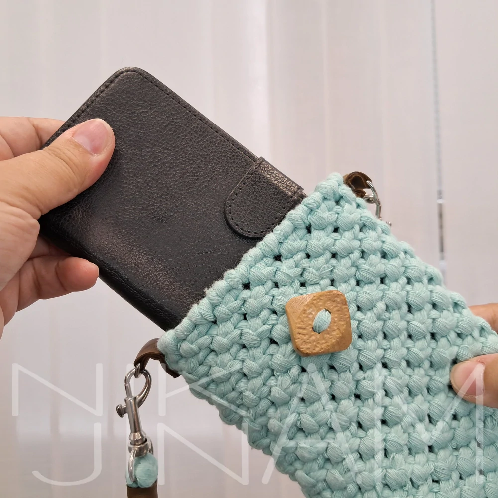 Macramé kabelka na mobil