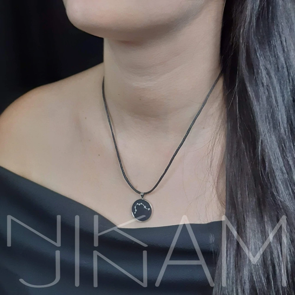 Vyšívané souhvězdí VODNÁŘ, svítící ve tmě 