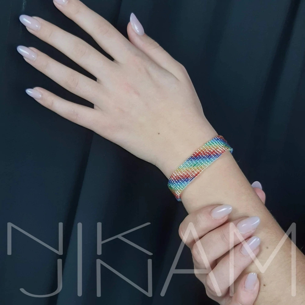 Korálkový náramek - duhový 1