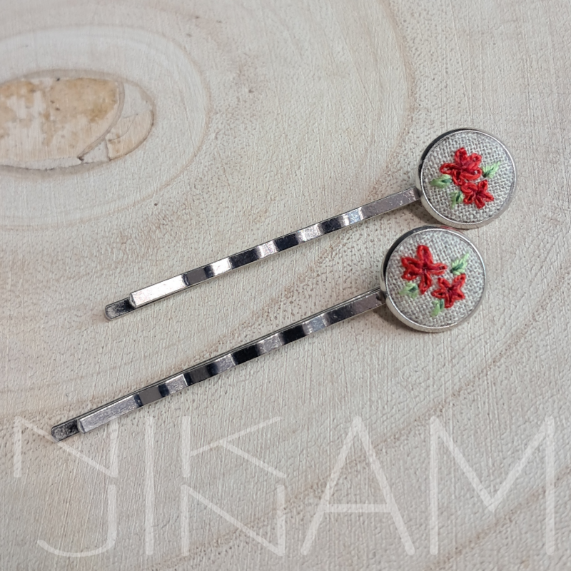 Vyšívané sponky do vlasů - červené květiny