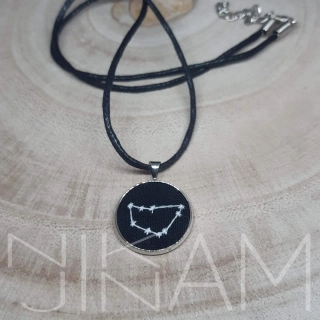 Vyšívané souhvězdí KOZOROH, svítící ve tmě 