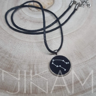 Vyšívané souhvězdí BLÍŽENCI, svítící ve tmě 