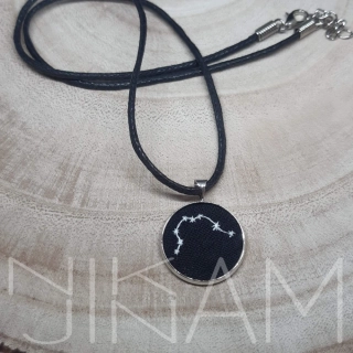 Vyšívané souhvězdí VODNÁŘ, svítící ve tmě 